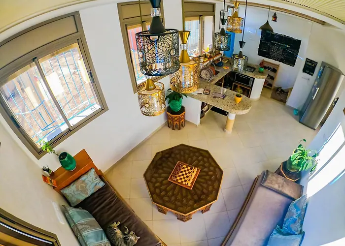 Atlantic Vibes Surf Hostel