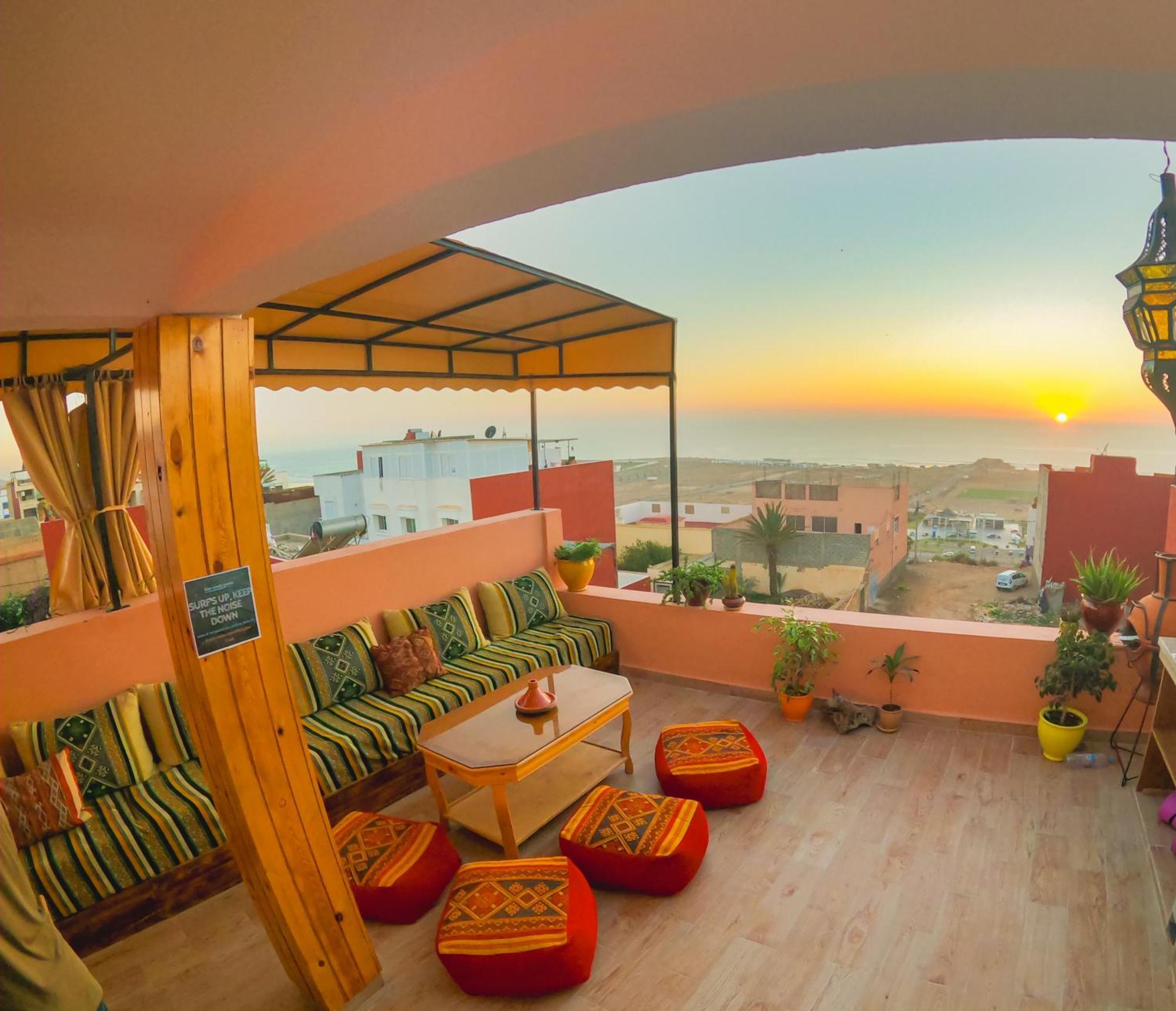 Atlantic Vibes Surf Hostel