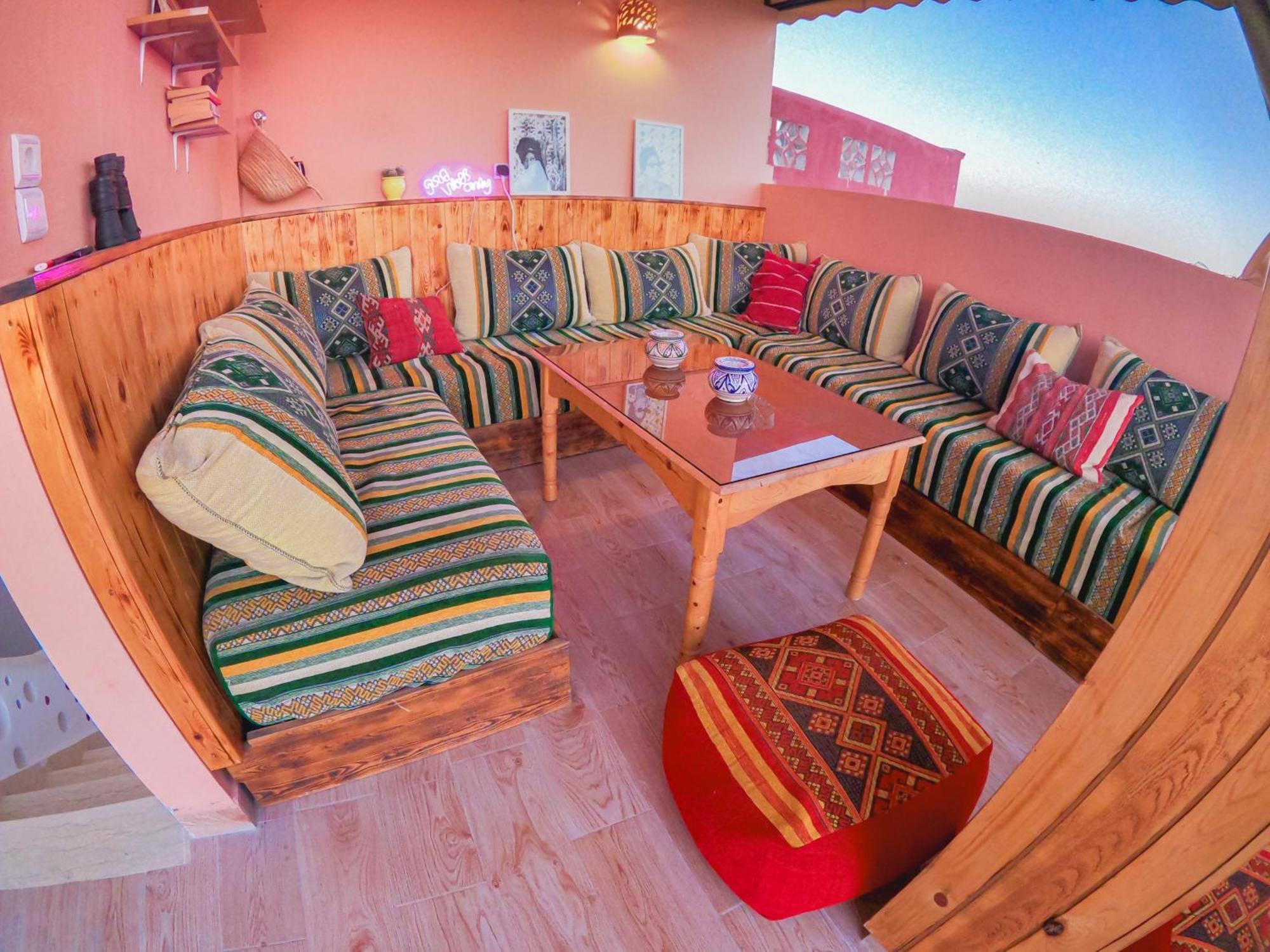 Atlantic Vibes Surf Hostel *
