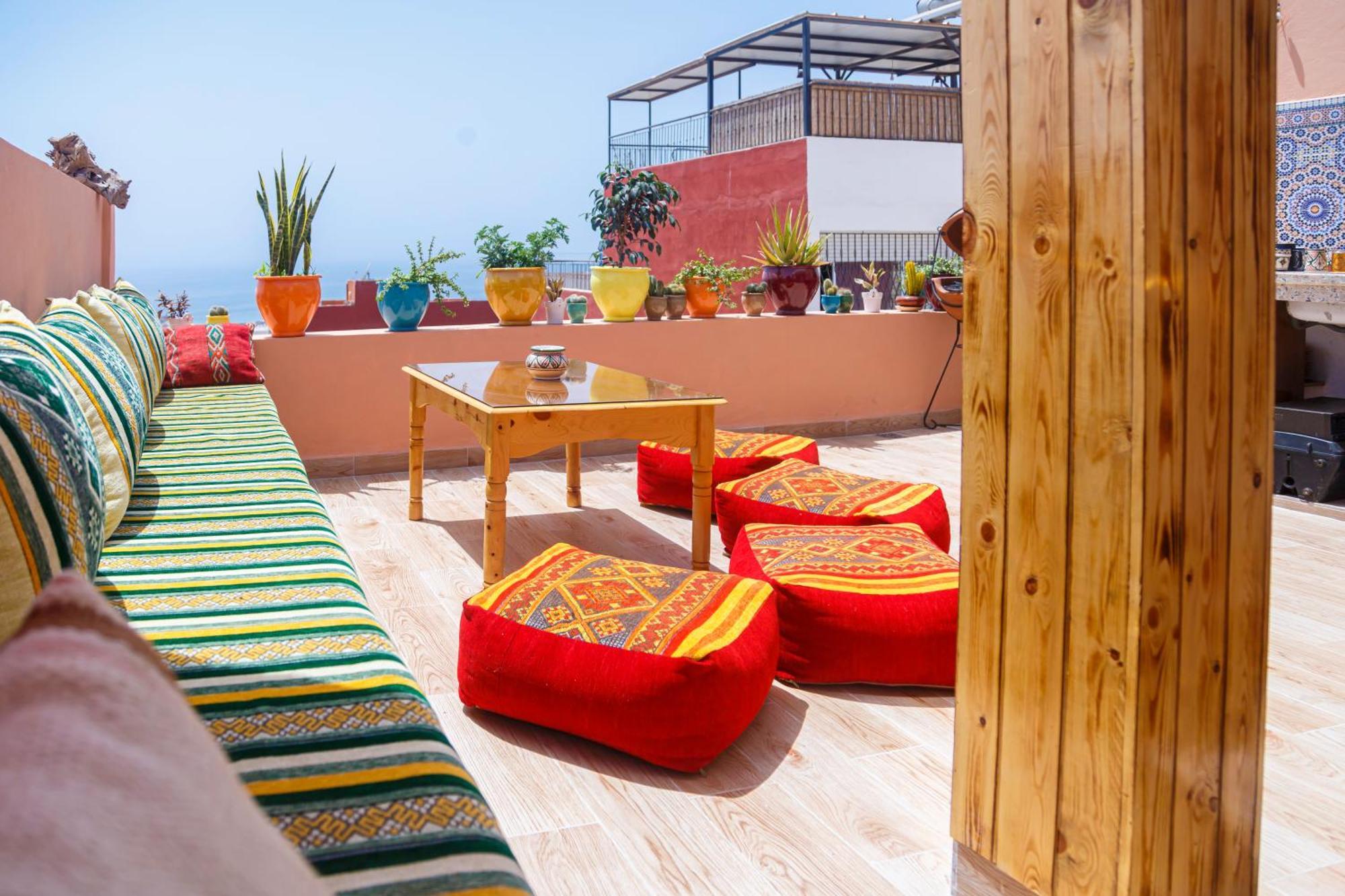 Atlantic Vibes Surf Hostel *